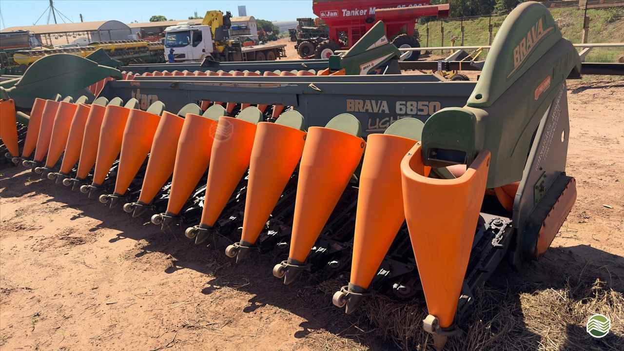 PLATAFORMA COLHEITADEIRA STARA BRAVA 6850 Pró Campo Concessionária Stara - Rondonópolis RONDONOPOLIS MATO GROSSO MT